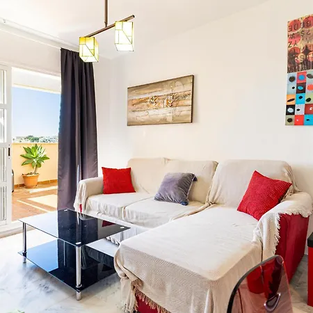 דירה Nice Apartment In Torremolinos With Wifi *